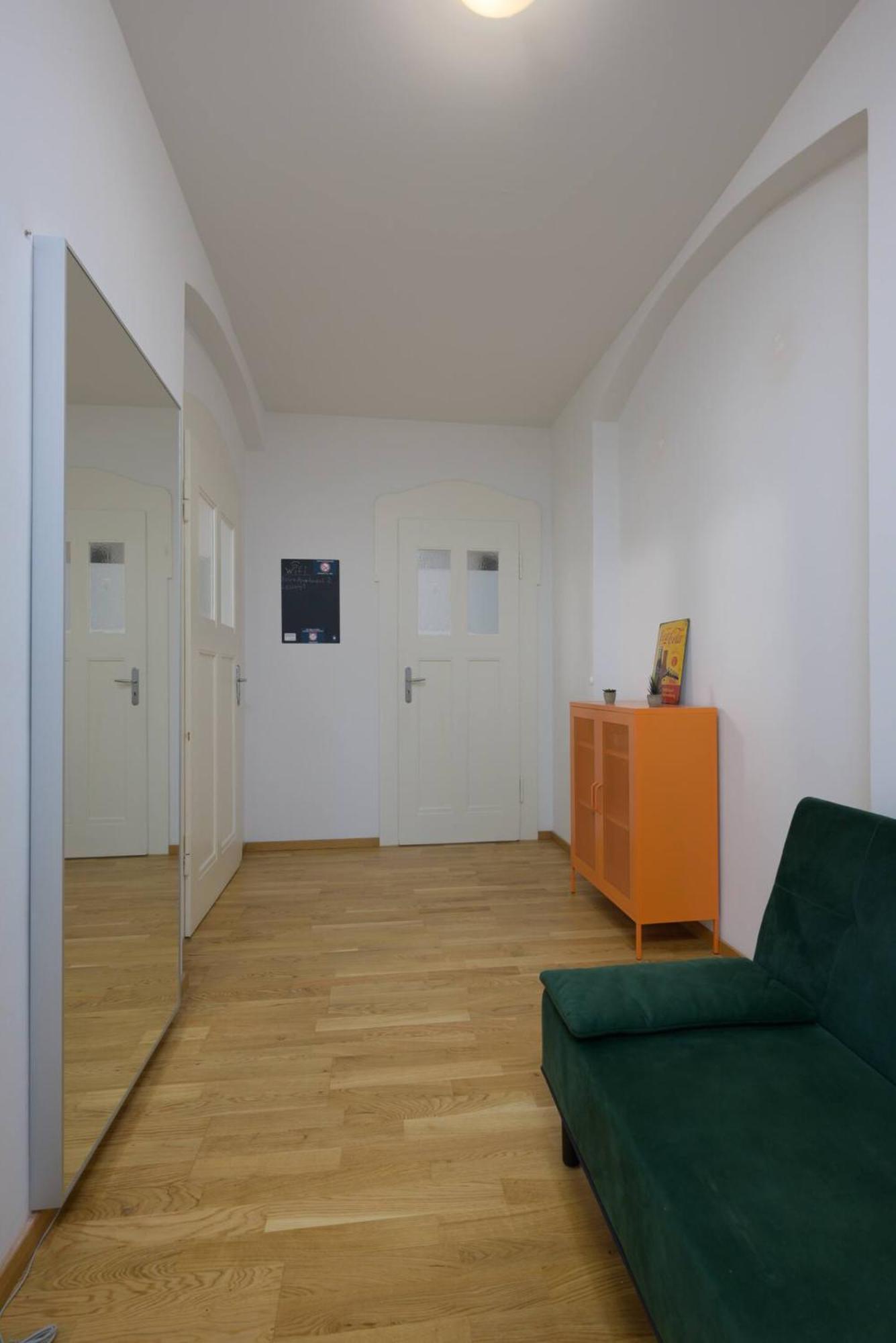 Arbio I Retro Apart Near Leipzig Hauptbahnhof Экстерьер фото